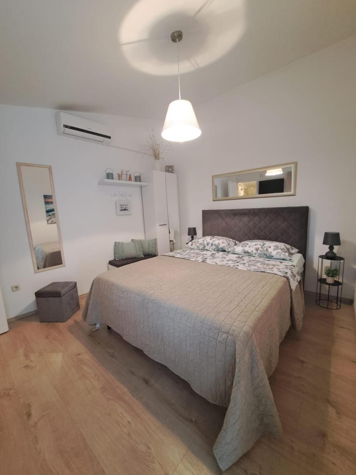 Apartments Andela 스크라딘 외부 사진